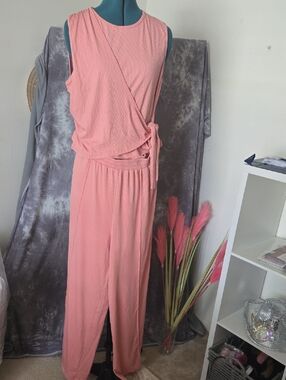 Women's Pink Wide-leg Pants Set